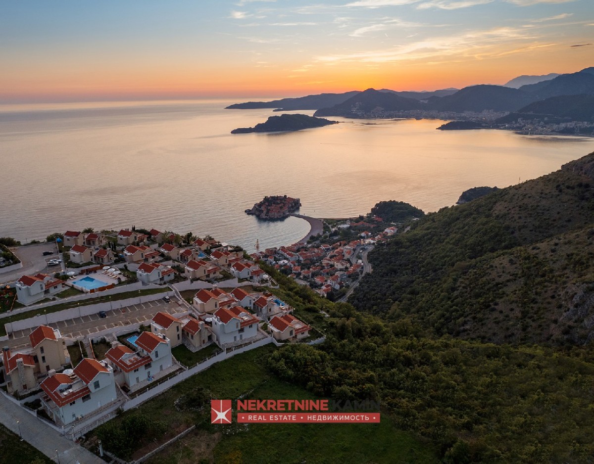 Villas in gated complex, Budva, Tudorovici